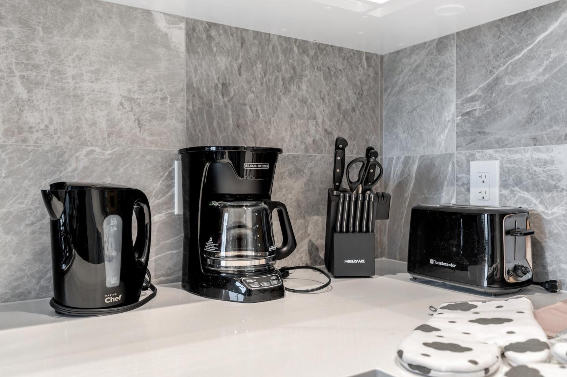 Modern Comfort At Ubc: 1Br Condo Near Campus Vancouver Exterior foto